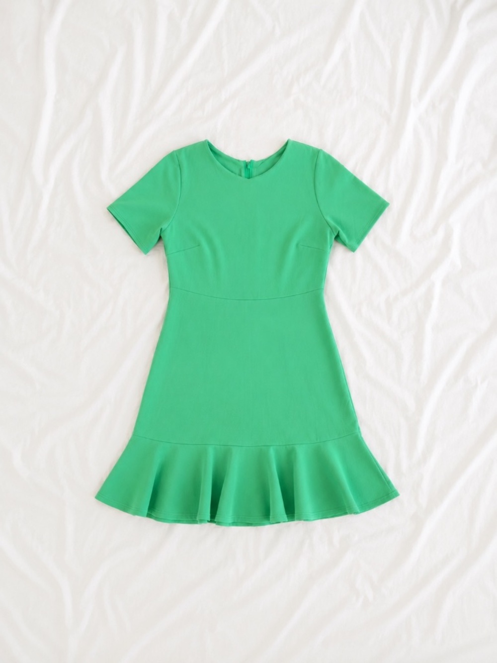 2 Hearts Emerald Green Fit & Flare Ruffle Hem Dress Size Small